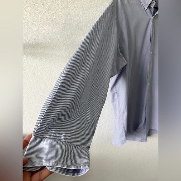 Ralph Lauren Men's Light Blue Button Down Shirt - Picture 4 of 6